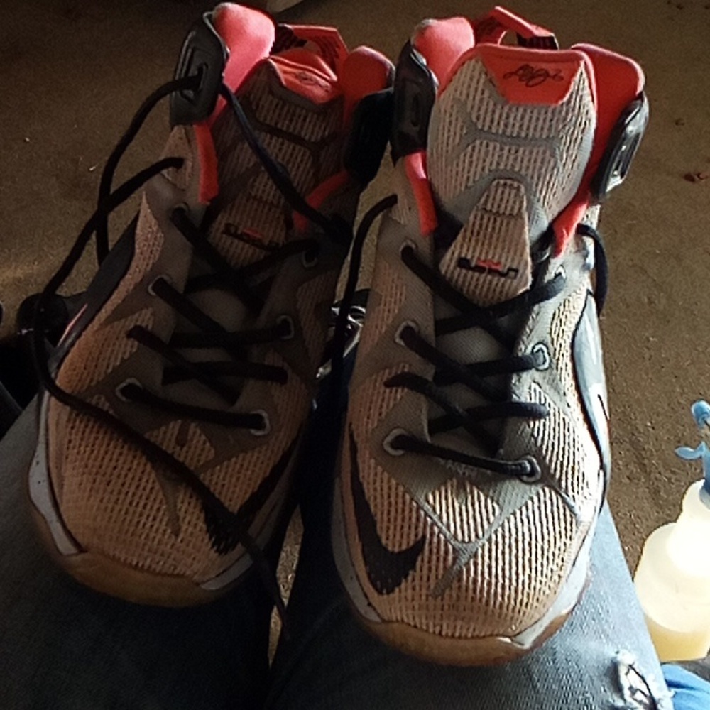 Shoes